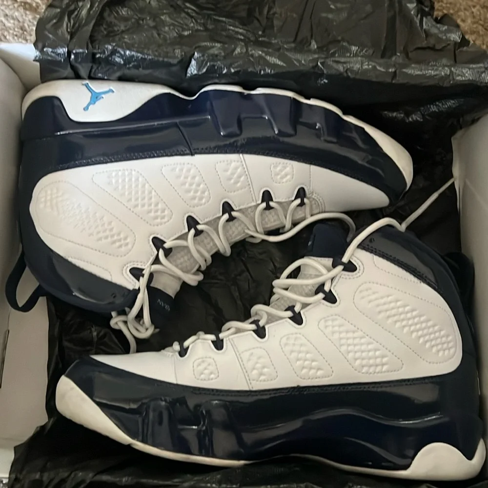 Men’s Jordan 9 retro - Picture 1 of 7